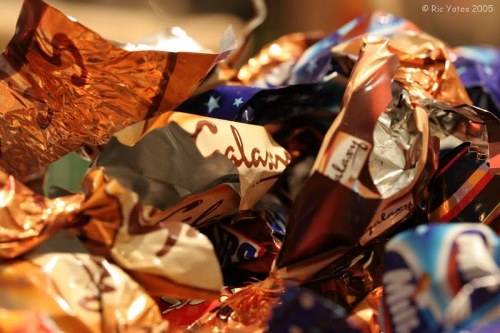 Confidential reporting and whistleblower support graphic